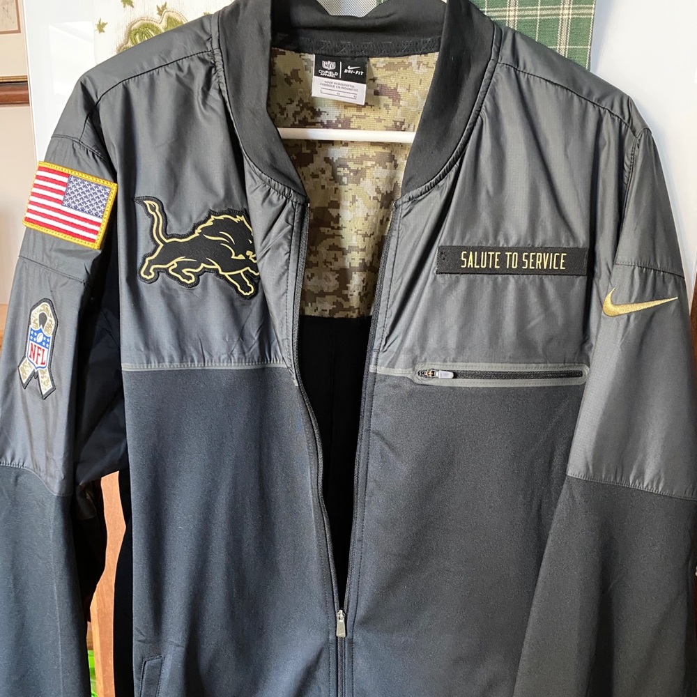 NFL Lions Nike dri-fit jacket